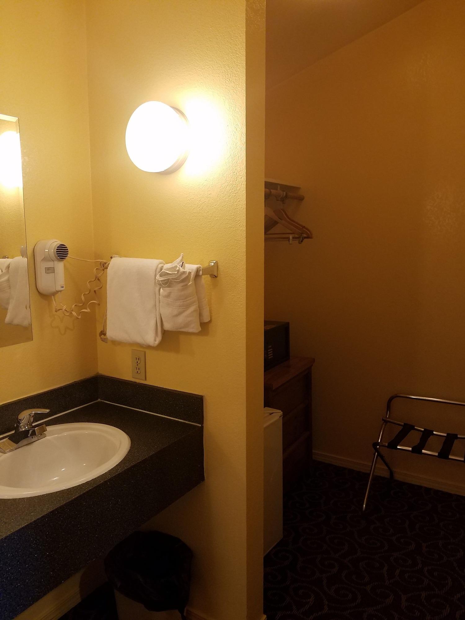 Travelodge By Wyndham Wenatchee Buitenkant foto