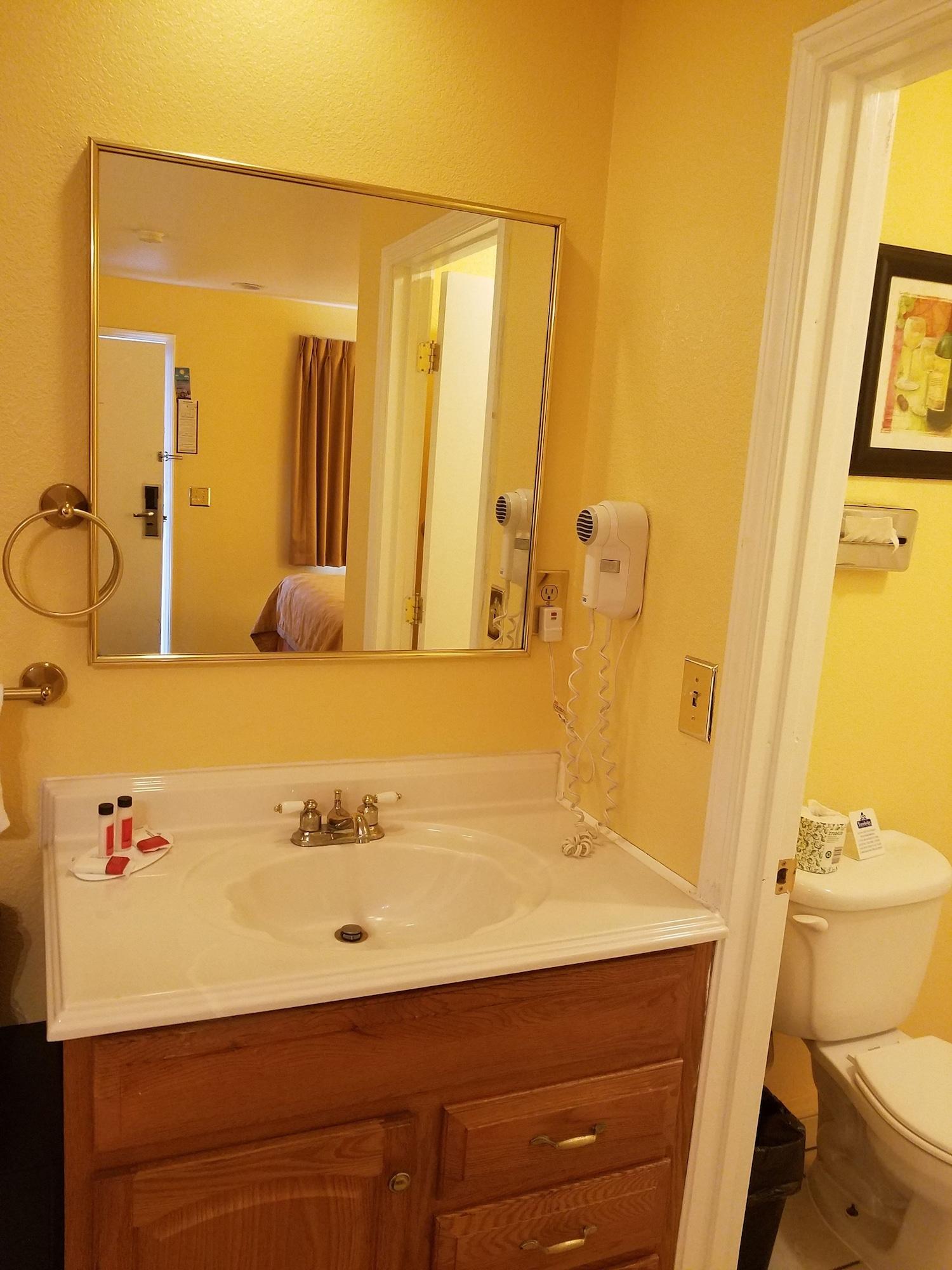 Travelodge By Wyndham Wenatchee Buitenkant foto