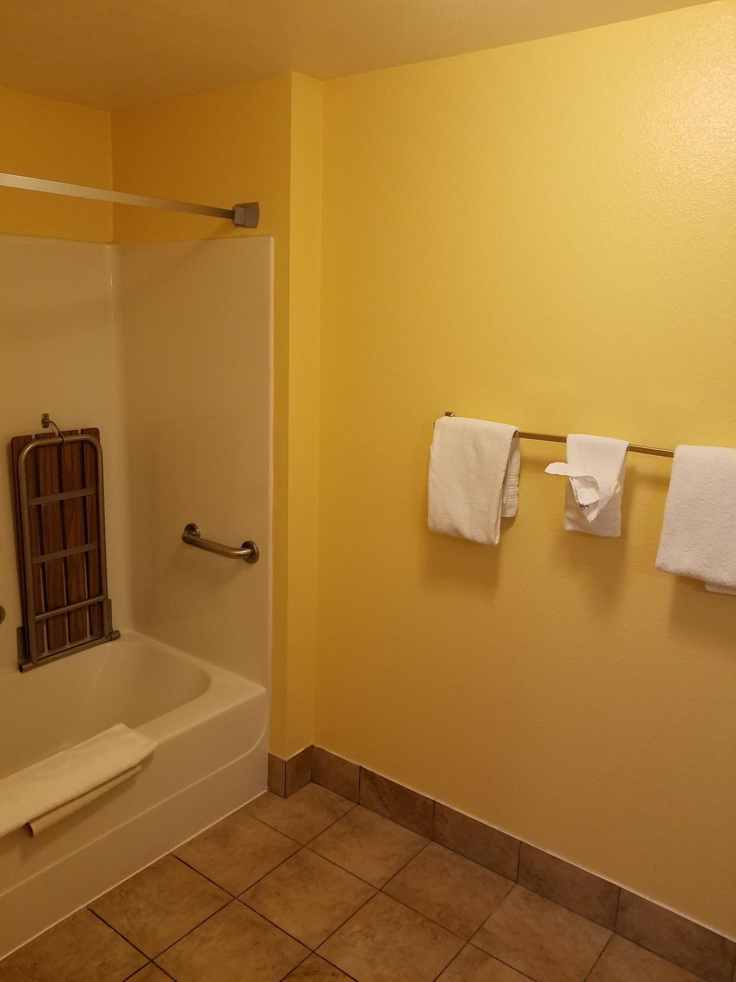 Travelodge By Wyndham Wenatchee Buitenkant foto